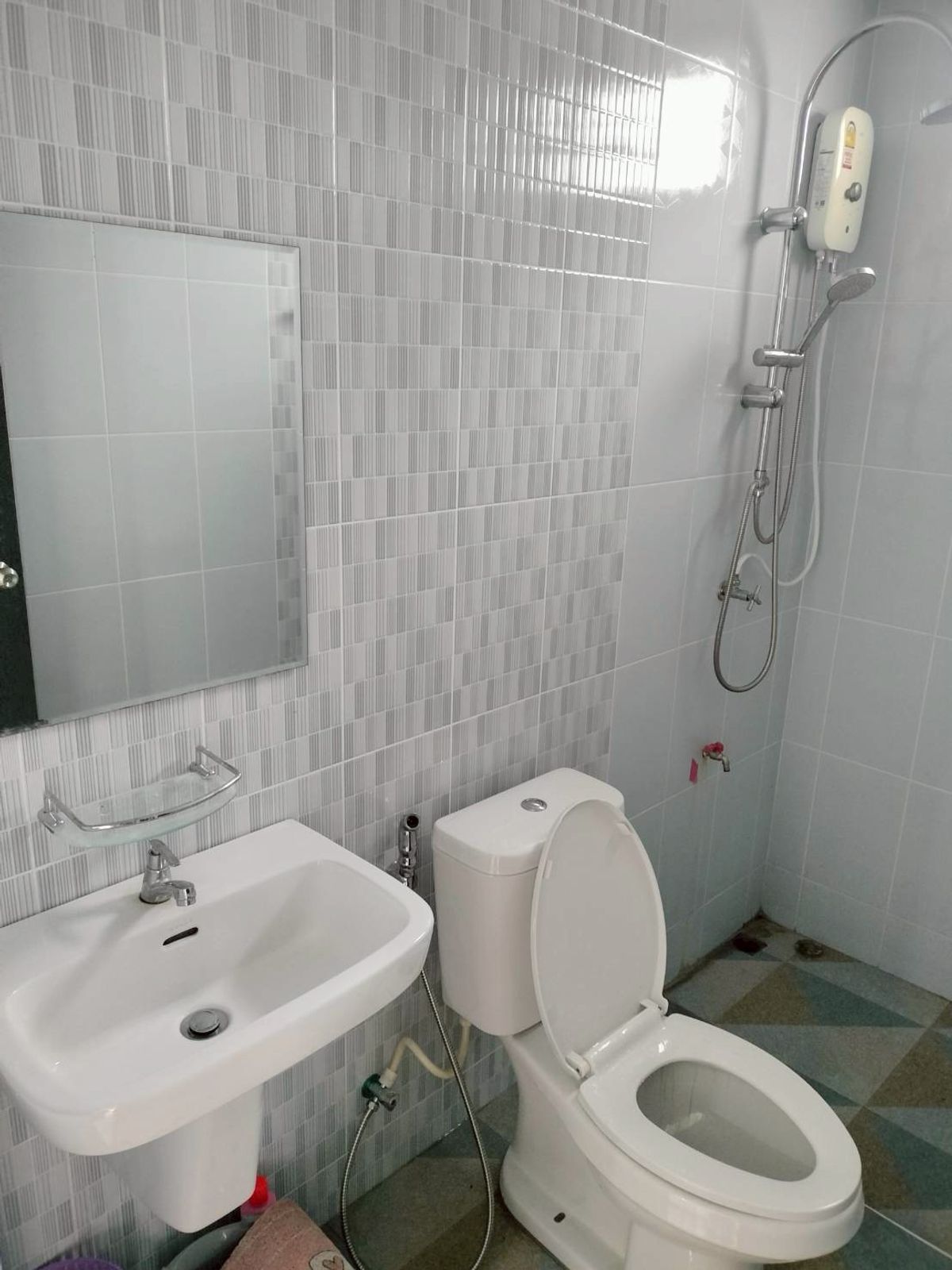 For SaleHouseRatchaburi : Single house for sale, Maple Home Ku Bua, Mueang District, Ratchaburi, Nordic style, first single story, corner house. Location next to the main road