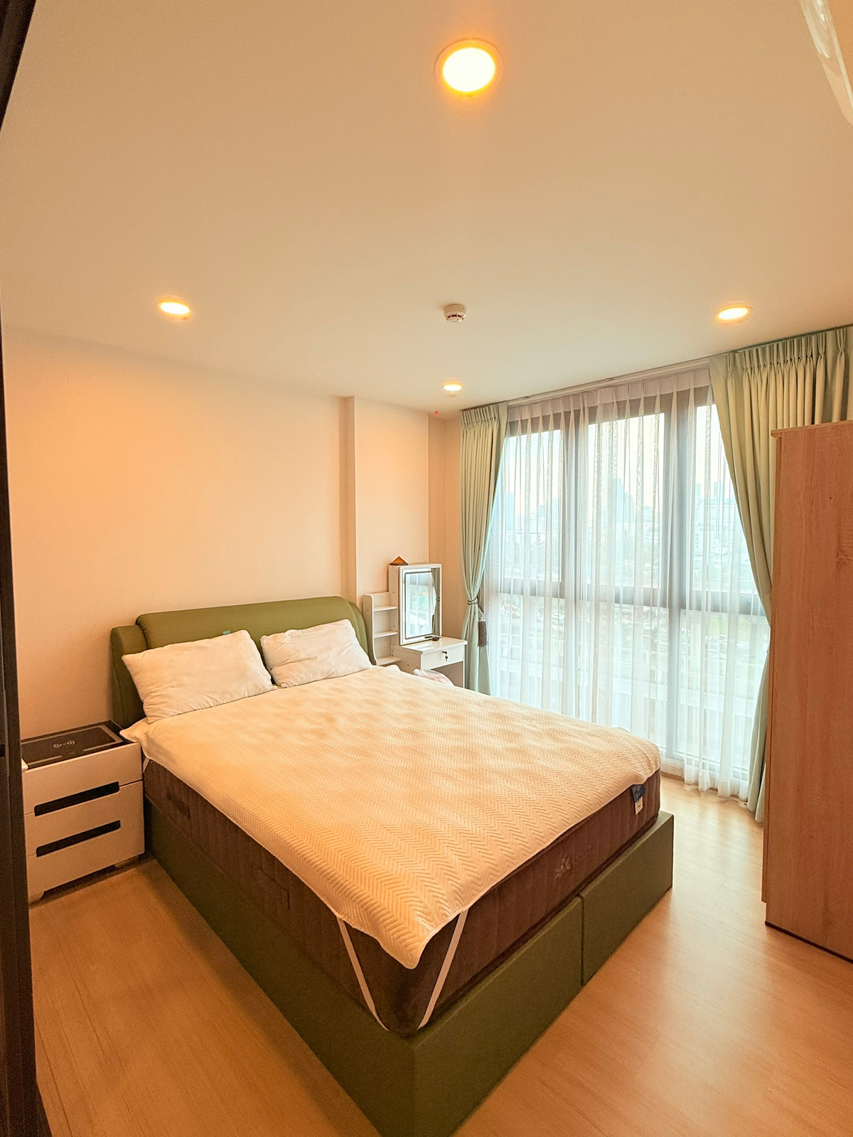 ให้เช่าคอนโดพระราม 9 เพชรบุรีตัดใหม่ RCA : ปล่อยเช่าด่วน!! พร้อมเข้าอยู่ 12 พ.ย. 68 นี้	 ใกล้ MRT พระราม 9 / จองก่อนได้ก่อน✨Supalai Prime Rama 9