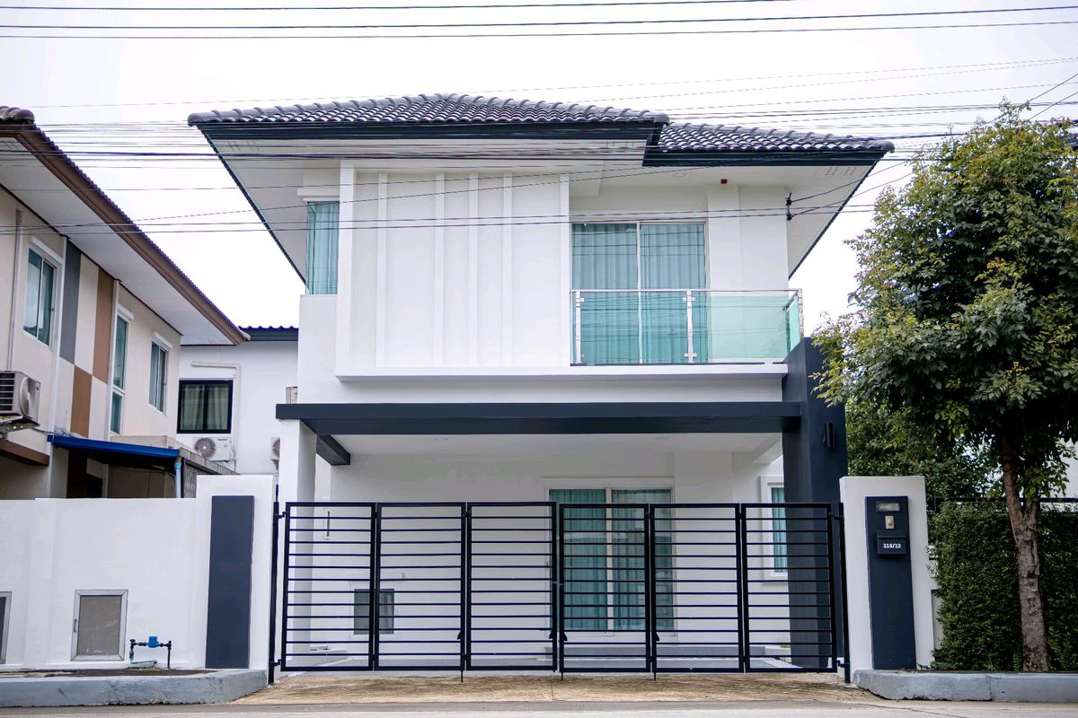 ขายปทุมธานี รังสิต ธรรมศาสตร์ : บ้านฟ้าปิยรมย์ เทนโดร พร้อมอยู่! บ้านทำเลดีที่สุดในโครงการ พร้อมของแถมมากมาย