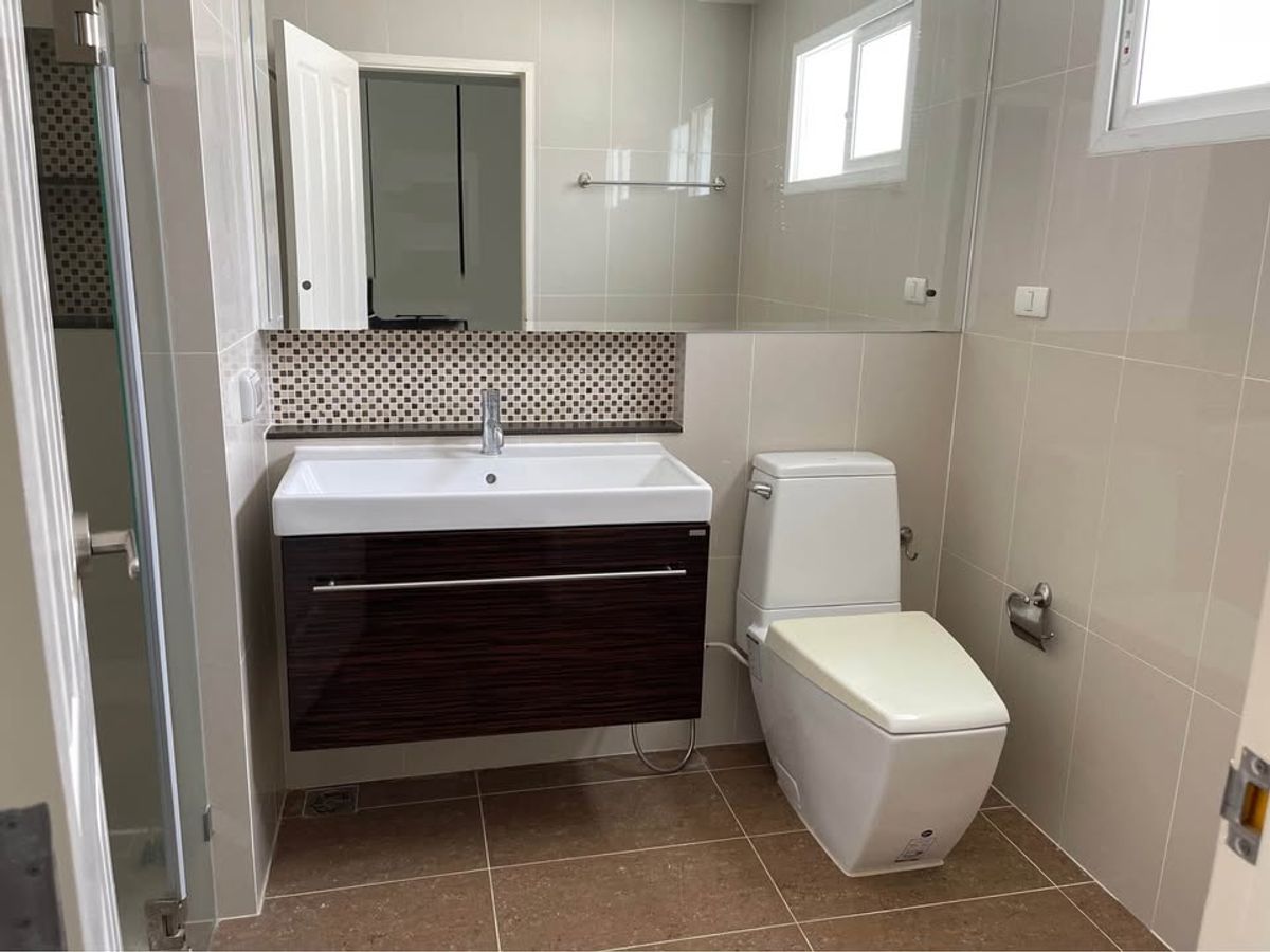 ขายบ้านลาดกระบัง สุวรรณภูมิ : บ้านเดี่ยว เดอะ เซนโทร อ่อนนุช - วงแหวน / 3 ห้องนอน (ขาย), The Centro Onnut - Wongwaen / Detached House 3 Bedrooms (FOR SALE) POON002