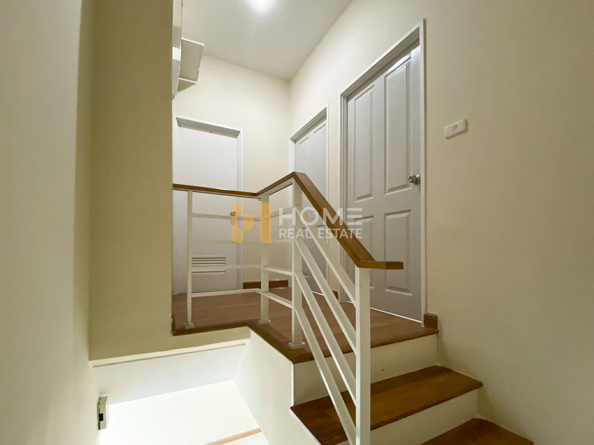 ขายทาวน์โฮมท่าพระ ตลาดพลู วุฒากาศ : โกลเด้น ทาวน์ สาทร / 4 ห้องนอน (ขาย), Golden Town Sathorn / 4 Bedrooms (FOR SALE) BALL004 