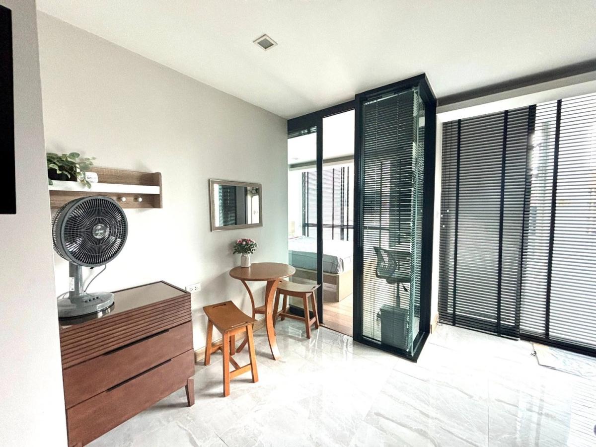 For RentCondoWitthayu, Chidlom, Langsuan, Ploenchit : 🔥Urgent Rental🔥 Socio Ruamrudee, beautiful room, fully furnished, ready to move in.