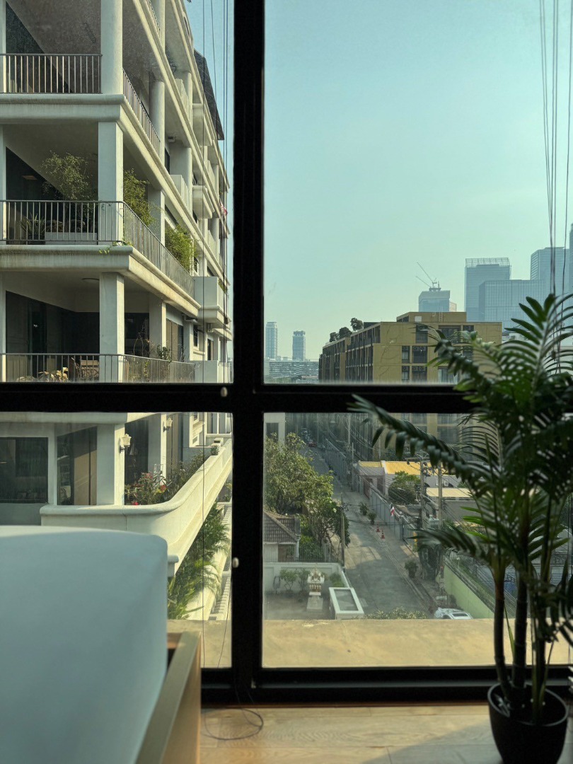 For RentCondoWitthayu, Chidlom, Langsuan, Ploenchit : 🔥Urgent Rental🔥 Socio Ruamrudee, beautiful room, fully furnished, ready to move in.