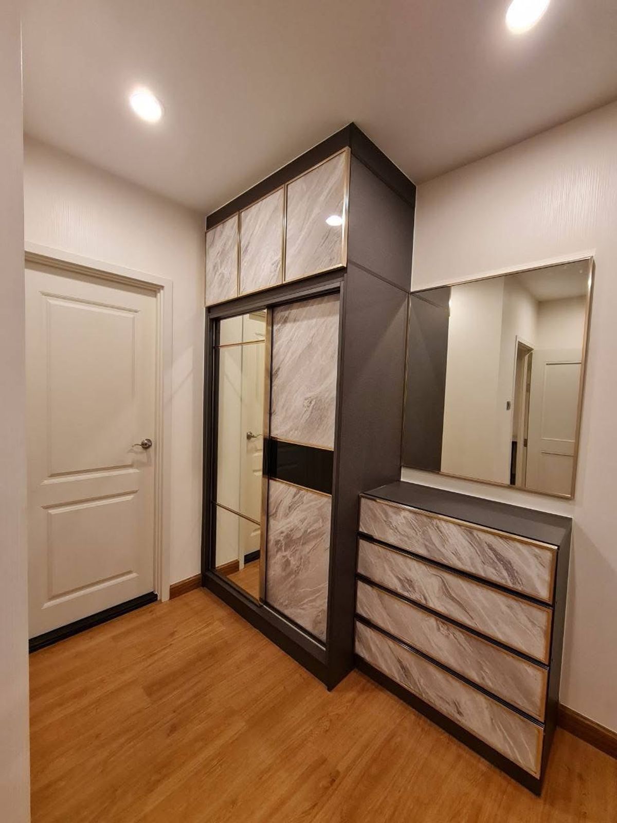 For RentCondoRama9, Petchburi, RCA : For rent 📍 Supalai Wellington 2 📍 Fully furnished and equipped, near MRT Cultural Center