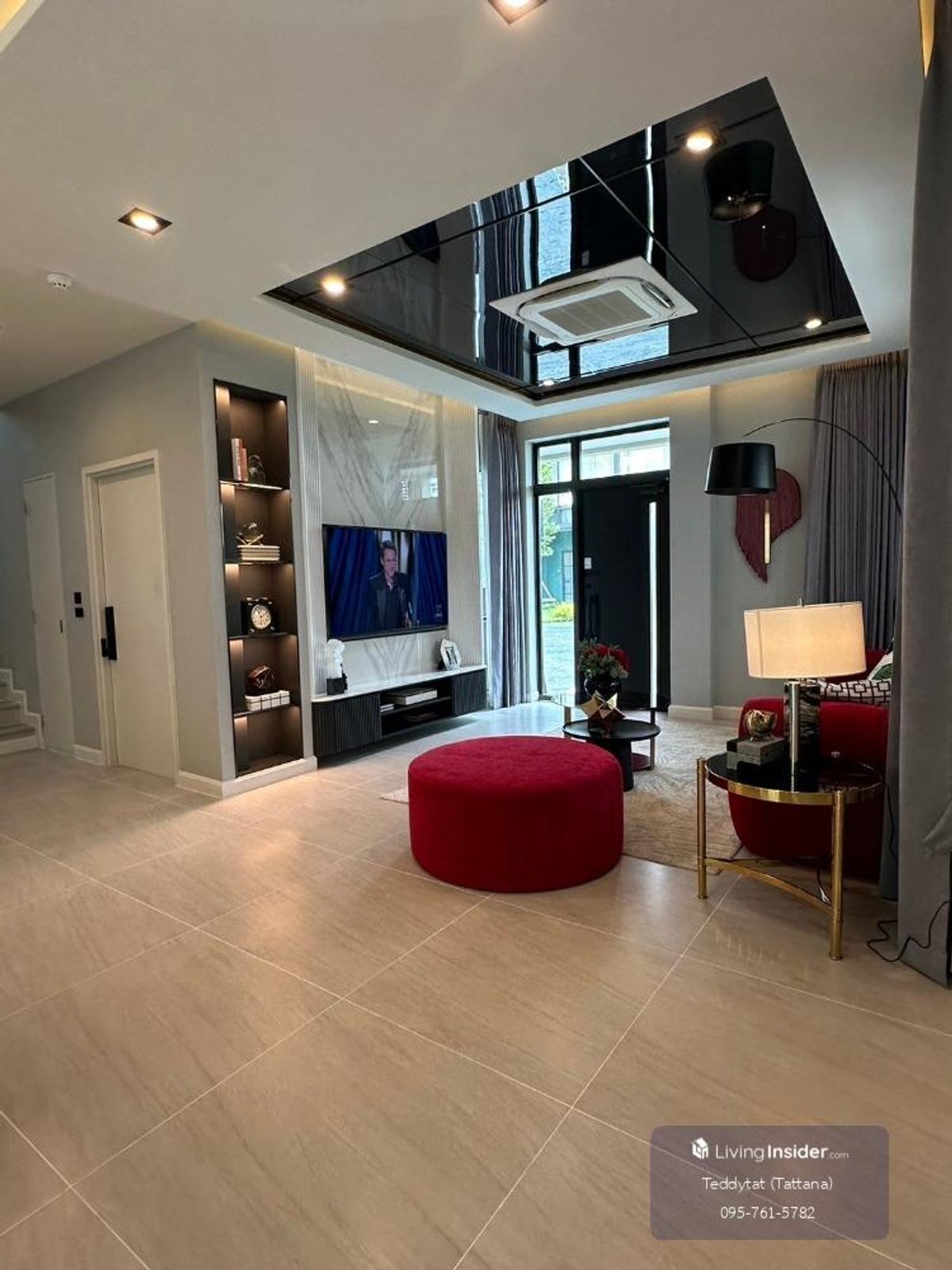 For SaleHouseBangna, Bearing, Lasalle : Urgent special price Only 1 house Airi suk.-Km5 size 65.2sq.wa usable area 332sq.m. only 18.9mb. Appointment to view 095 7615782