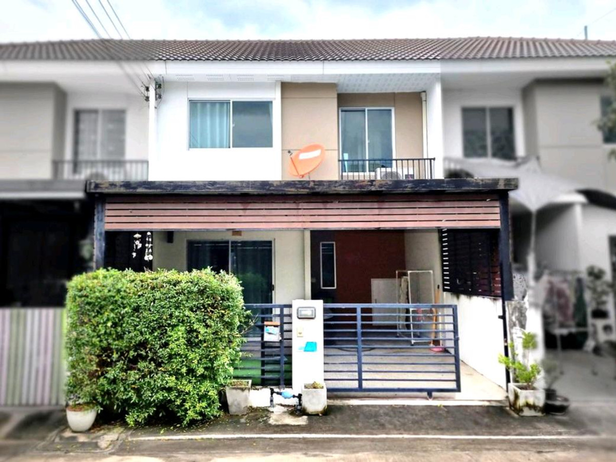 For SaleTownhomePathum Thani,Rangsit, Thammasat : For sale 🧿🔔♻️ 2-story townhouse 🧿🔔♻️ Pruksa Village 113, usable area 82.28 sq m. The condition of the house is very good ❗️ 0936499392 Khun Bird