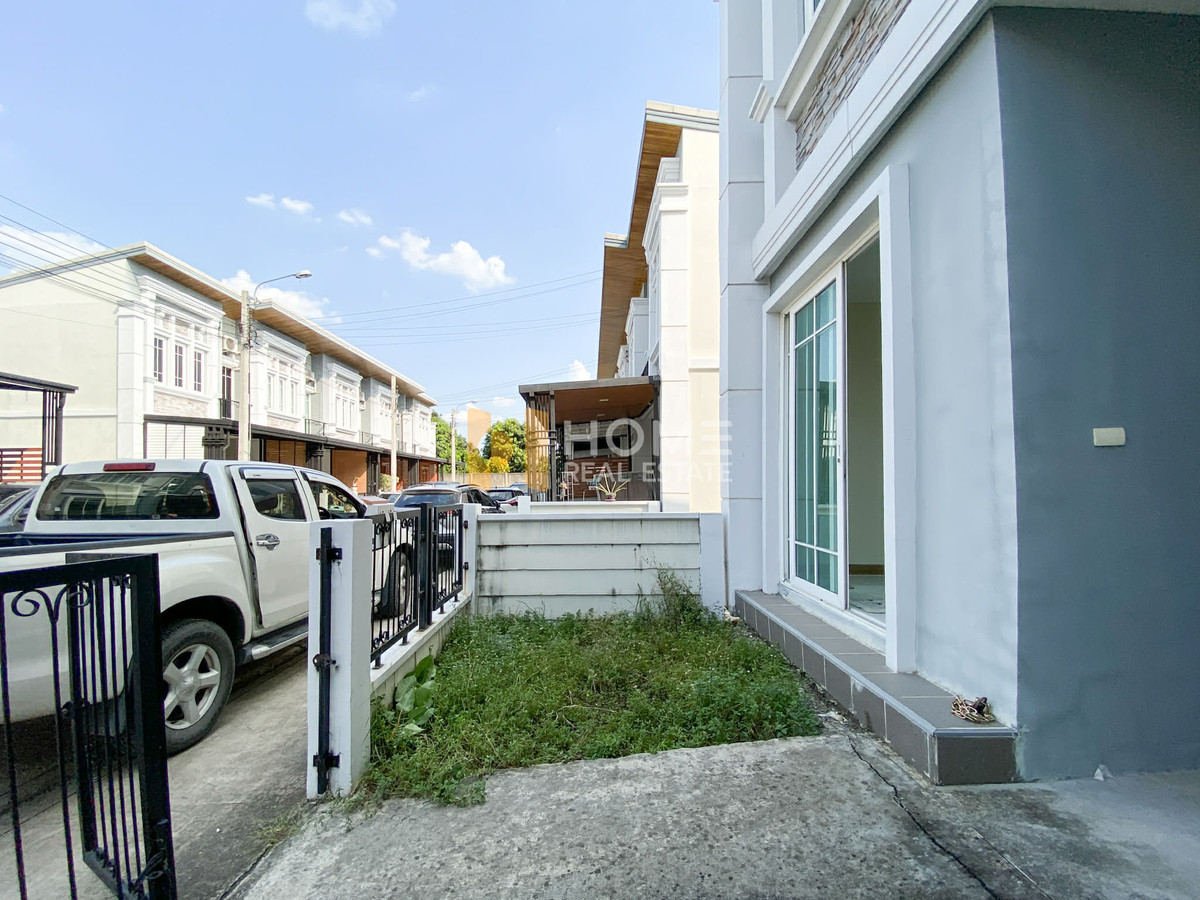 ขายทาวน์โฮมท่าพระ ตลาดพลู วุฒากาศ : โกลเด้น ทาวน์ สาทร / 4 ห้องนอน (ขาย), Golden Town Sathorn / 4 Bedrooms (FOR SALE) BALL004 