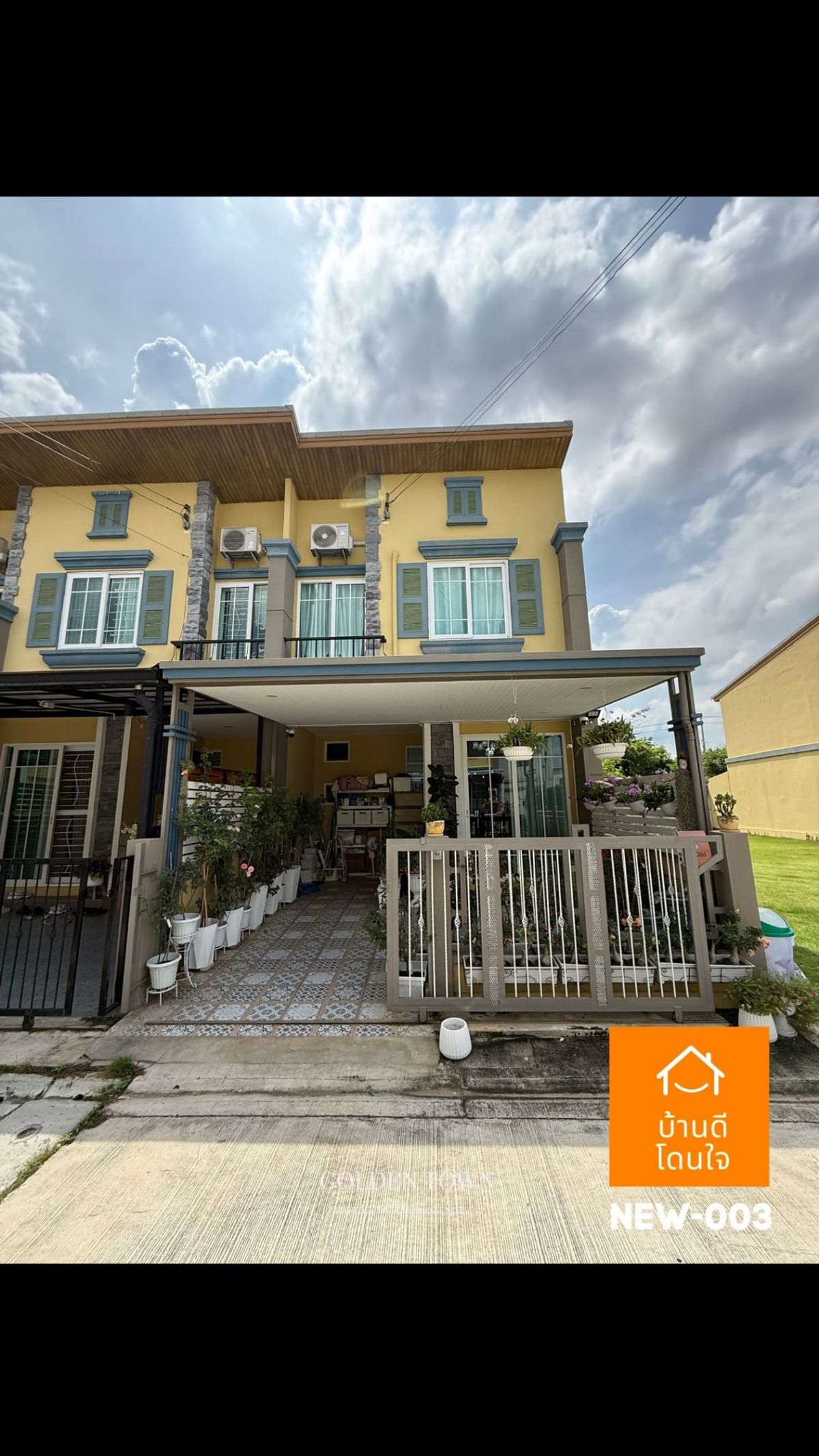 For SaleTownhomeNonthaburi, Bang Yai, Bangbuathong : Golden Town Rattanathibet-Westgate Townhome (17.6 sq wah) 3 bedrooms, 2 bathrooms, corner unit, extended kitchen, fully furnished