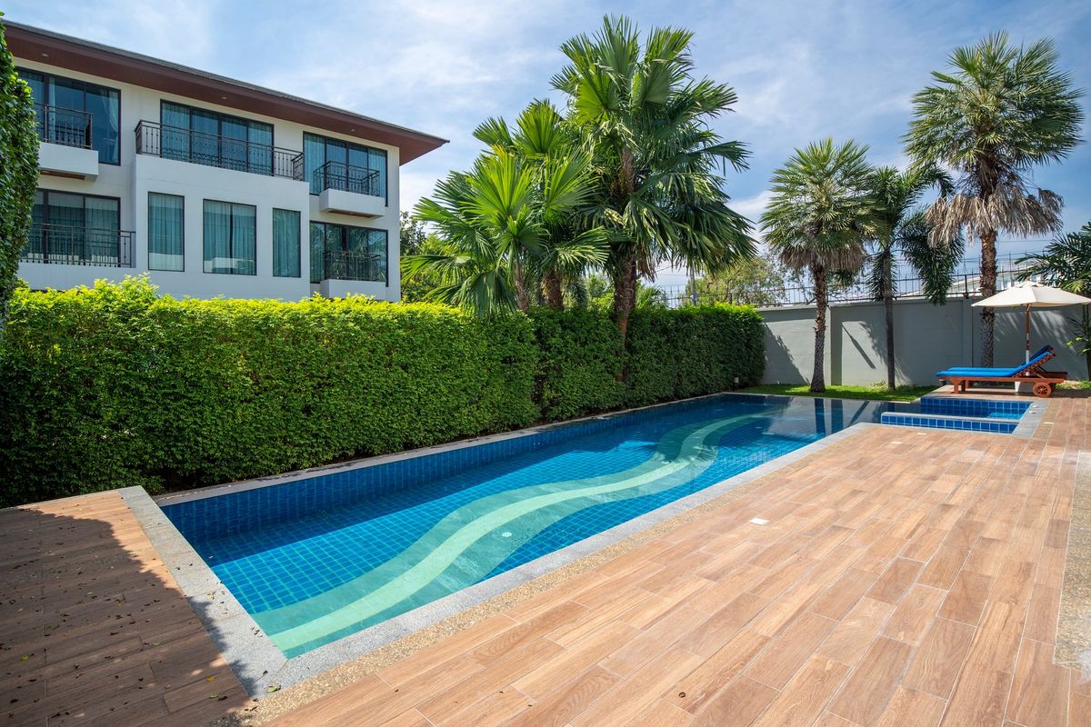 ให้เช่าบ้านลาดกระบัง สุวรรณภูมิ : ให้เช่า 200ตรว 6นอน6น้ำ มีสระว่ายน้ำ บ้านเดี่ยว 3 ชั้น PERFECT MASTERPIECE RAMA 9 ใกล้รถไฟฟ้า สถานีหัวหมาก 