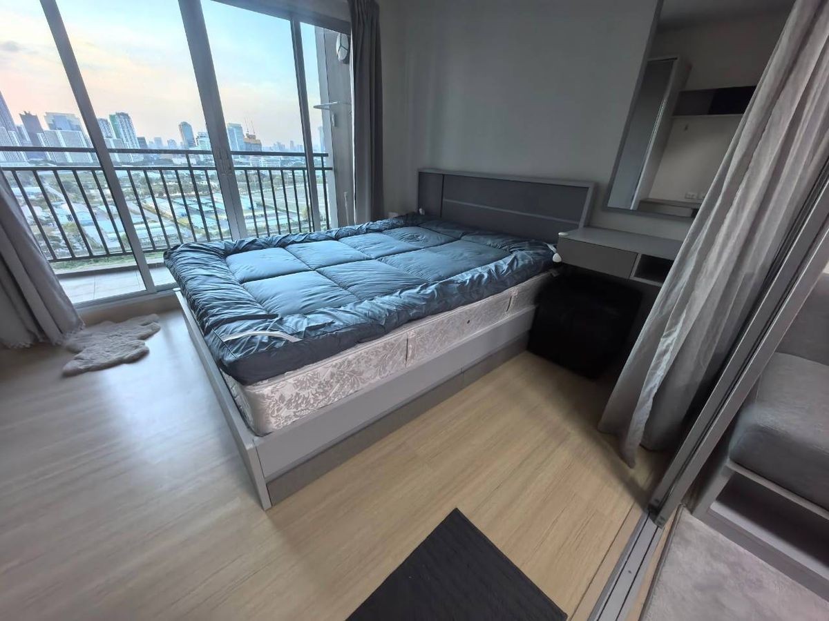 For RentCondoRama9, Petchburi, RCA : 🏙️ For Rent: Supalai Veranda Rama 9 – Pool View | Spacious Room 15500