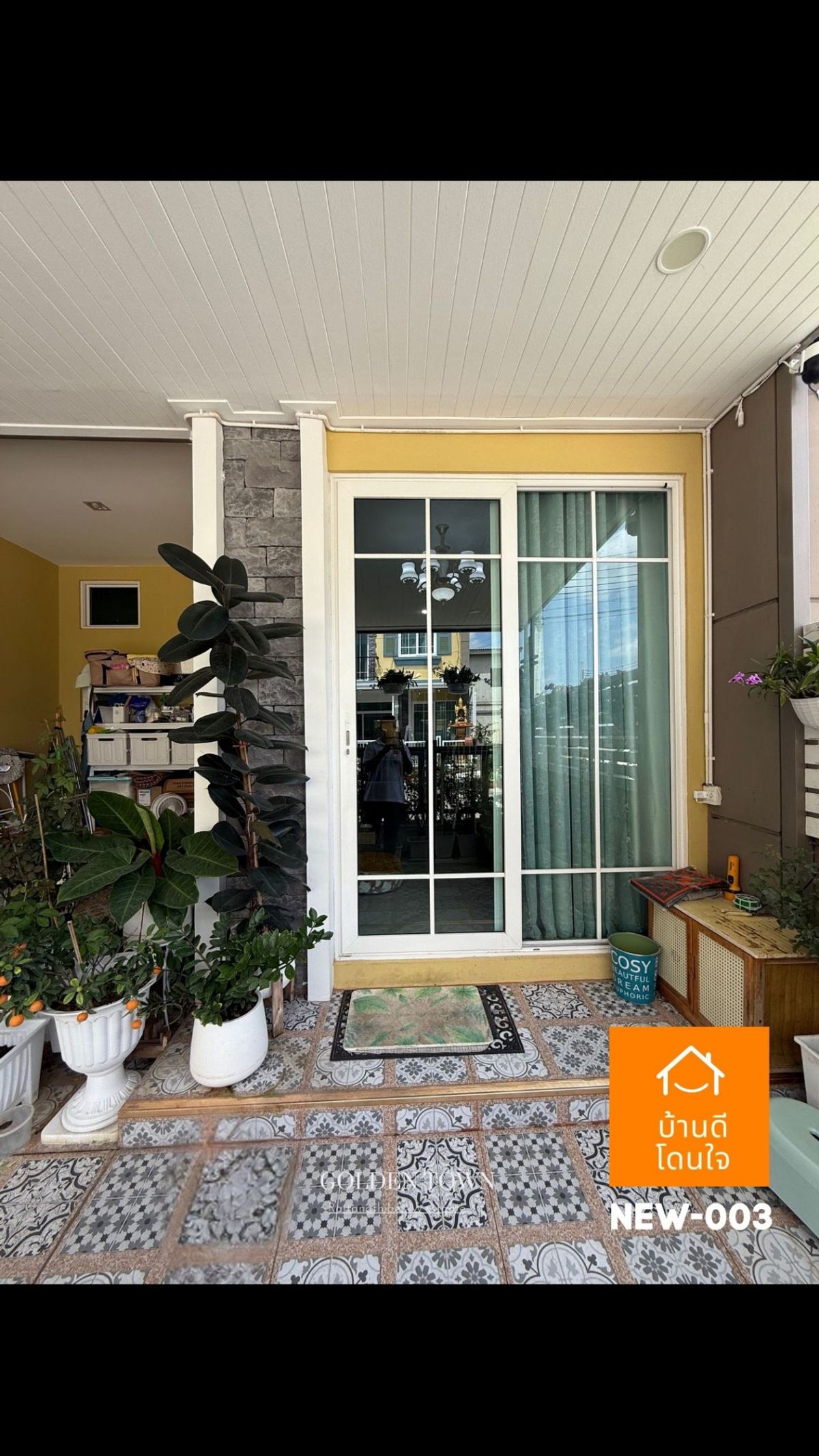 For SaleTownhomeNonthaburi, Bang Yai, Bangbuathong : Golden Town Rattanathibet-Westgate Townhome (17.6 sq wah) 3 bedrooms, 2 bathrooms, corner unit, extended kitchen, fully furnished