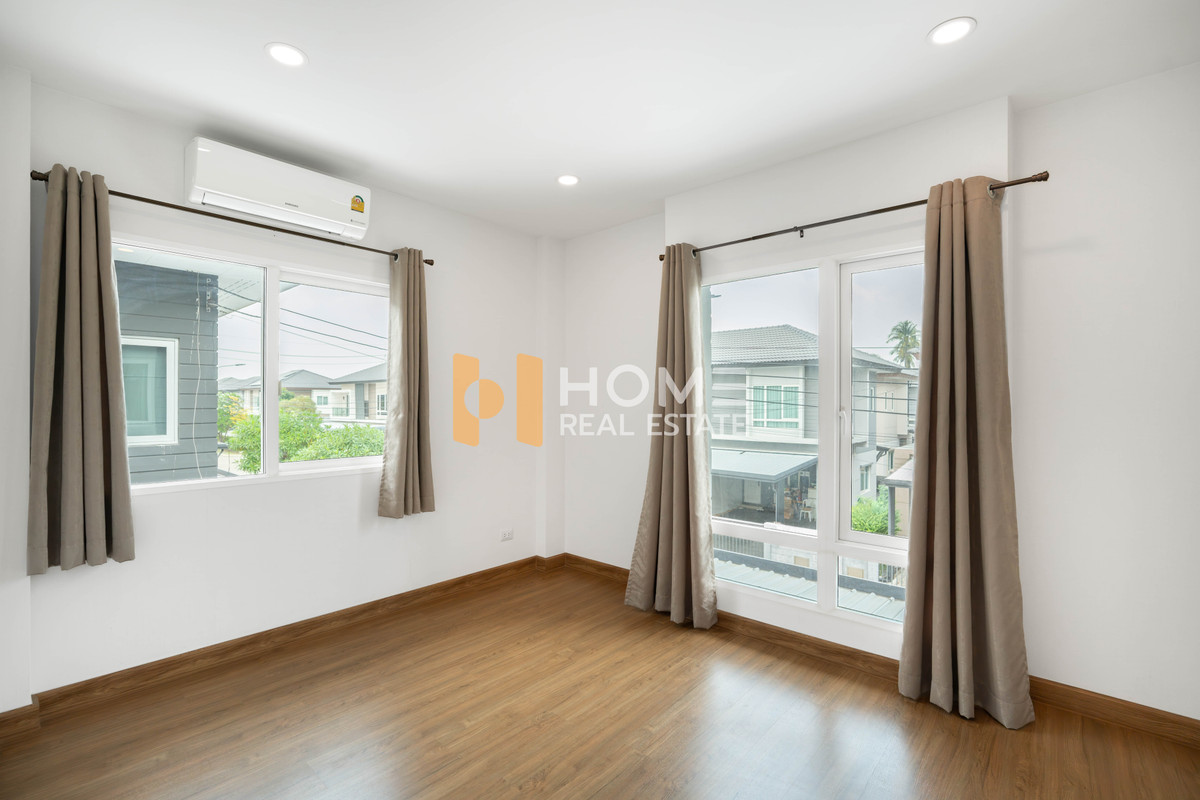 ขายบ้านบางแค เพชรเกษม : บ้านเดี่ยวคุณภาพ✨ ราคาที่ดีที่สุดของย่านนี้🏡 เซนโทร สาทร - กัลปพฤกษ์ / 4 ห้องนอน (ขาย), Centro Sathorn - Kallapaphruek / 4 Bedrooms (FOR SALE) BALL010