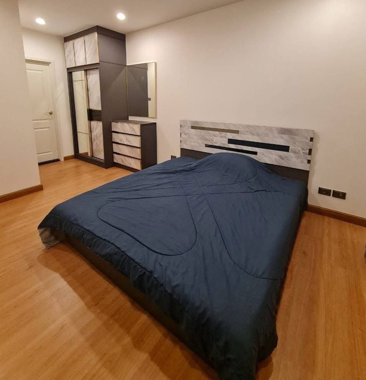 For RentCondoRama9, Petchburi, RCA : For rent 📍 Supalai Wellington 2 📍 Fully furnished and equipped, near MRT Cultural Center