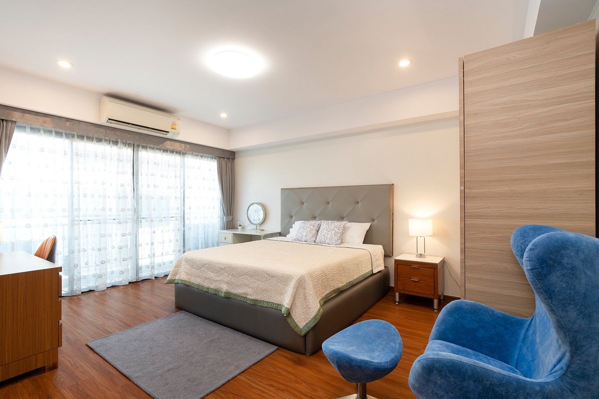 ให้เช่าบ้านลาดกระบัง สุวรรณภูมิ : ให้เช่า 200ตรว 6นอน6น้ำ มีสระว่ายน้ำ บ้านเดี่ยว 3 ชั้น PERFECT MASTERPIECE RAMA 9 ใกล้รถไฟฟ้า สถานีหัวหมาก 