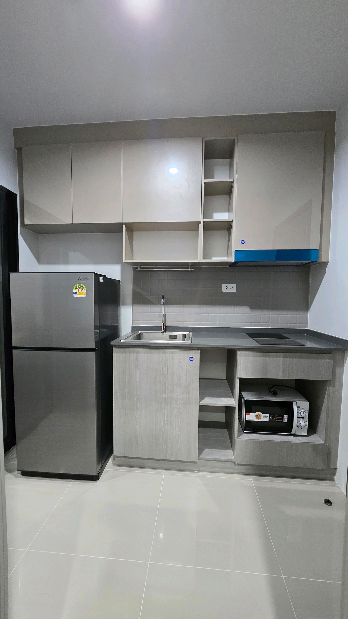 ให้เช่าคอนโดเสรีไทย-นิด้า : ให้เช่าคอนโดใหม่ ชั้นสูง วิวสวย