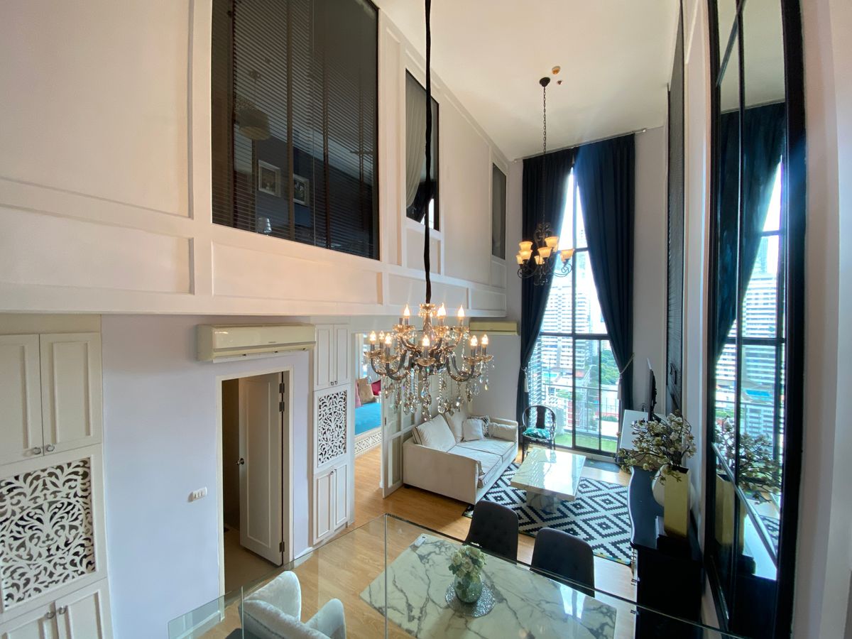 For RentCondoRama9, Petchburi, RCA : For rent, 2 bedrooms 2 bathrooms Duplex, beautifully decorated, ready to move in, near Asoke Nana Rama 9, convenient travel to both MRT & Airport-link.