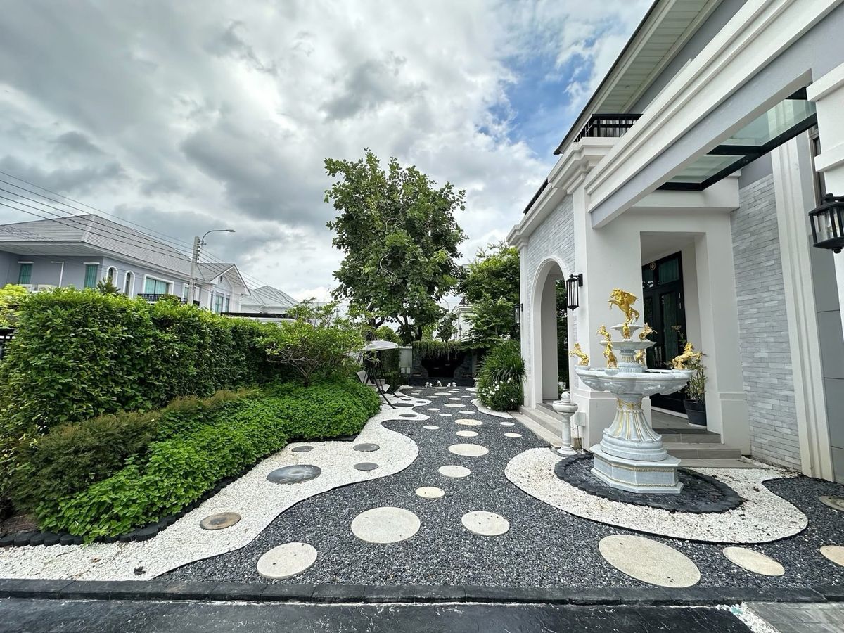 HouseLadkrabang, Suwannaphum Airport : 📢👇 Luxury  house fully furnished, beautifully decorated, near Suvarnabhumi Airport