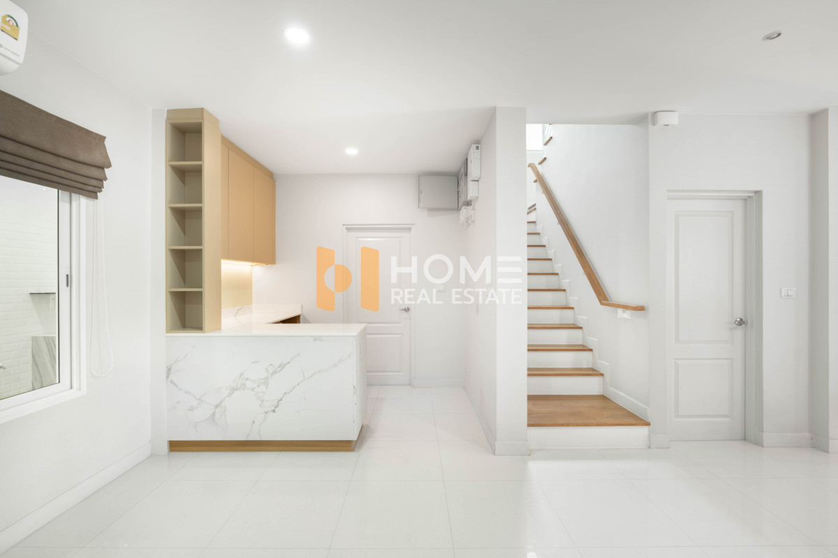 ขายบ้านบางแค เพชรเกษม : บ้านเดี่ยวคุณภาพ✨ ราคาที่ดีที่สุดของย่านนี้🏡 เซนโทร สาทร - กัลปพฤกษ์ / 4 ห้องนอน (ขาย), Centro Sathorn - Kallapaphruek / 4 Bedrooms (FOR SALE) BALL010