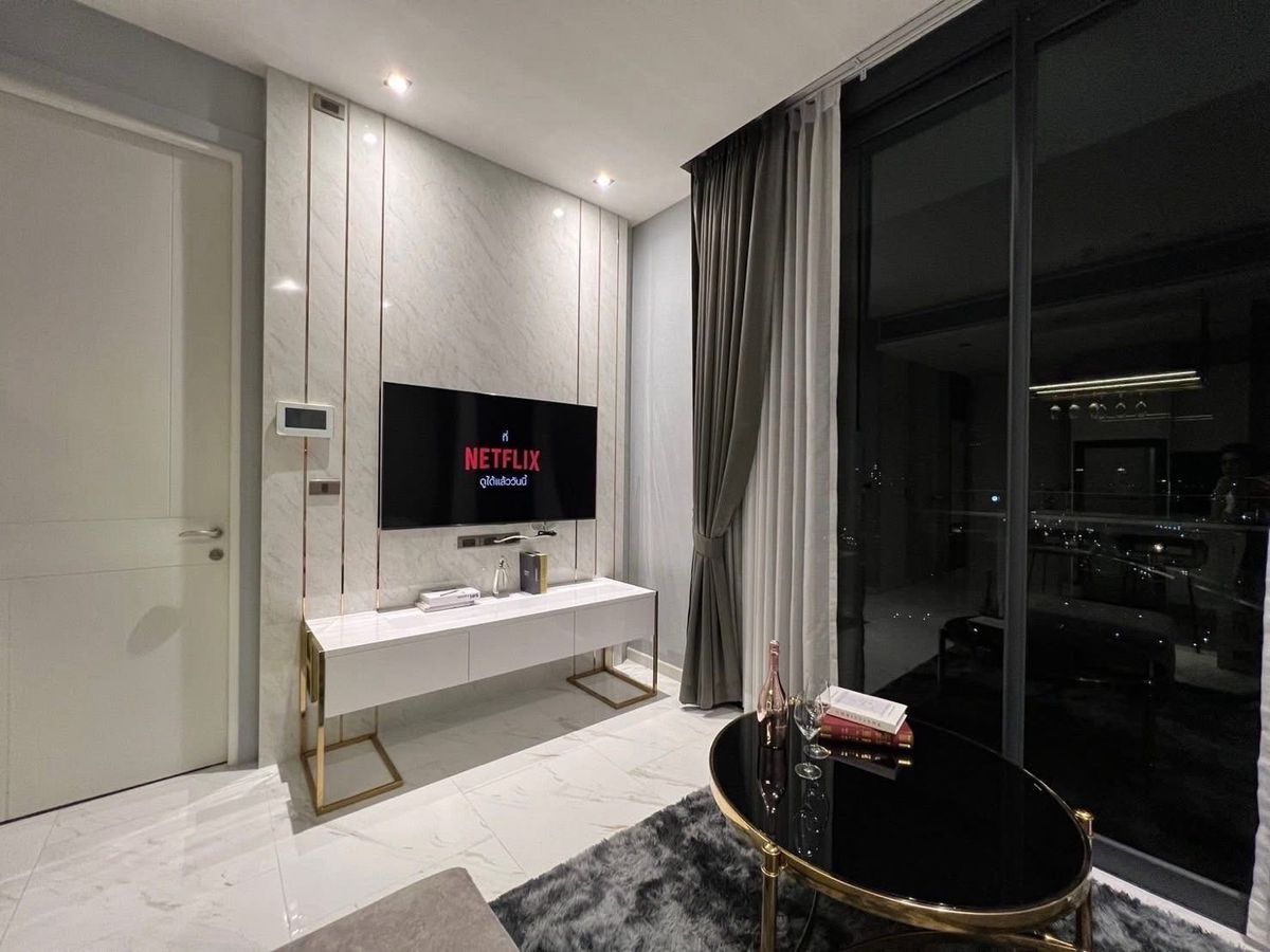 ให้เช่าคอนโดพระราม 3 สาธุประดิษฐ์ : River View Canapaya riverfront 1bed 1bath 45 Sq.m Luxury Styles ✨ 43,000 per month 🔥