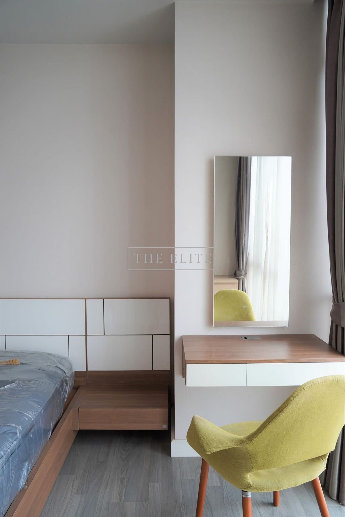 ขายคอนโดวงเวียนใหญ่ เจริญนคร : ✨ คอนโดพรีเมียมติดรถไฟฟ้า ราคาดีสุดในตลาดตอนนี้ The Room BTS Wongwianyai 💯