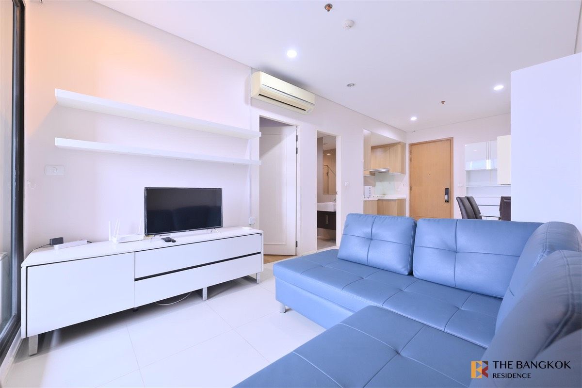 ให้เช่าคอนโดพระราม 9 เพชรบุรีตัดใหม่ RCA : 🏙 Luxury 1-Bedroom Condo • Villa Asoke • Next to MRT Phetchaburi • 25K by Fah