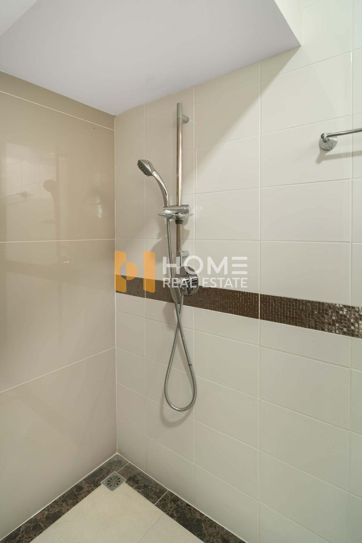 ขายบ้านท่าพระ ตลาดพลู วุฒากาศ : 🚨 โอกาสสุดท้าย! หลังมุมแปลงสวย ไม่เคยเข้าอยู่ สภาพดีมาก รีบก่อนหลุดมือ🔥 โกลเด้น นีโอ สาทร / 4 ห้องนอน (ขาย), Golden Neo Sathorn / 4 Bedrooms (FOR SALE) BALL012