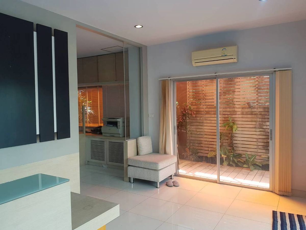ให้เช่าคอนโดรัชดา ห้วยขวาง : ✨🏠 Home Office for Rent – Ratchada 19 📍 ใกล้ MRT รัชดาเพียง 450 ม. (เดิน 6 นาที) 💰 ค่าเช่า 35,000 บาท/เดือน