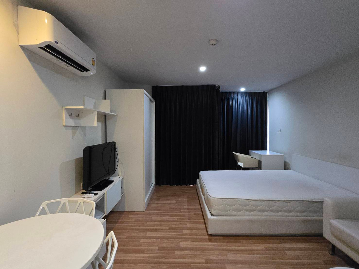 For RentCondoYothinpattana,CDC : For rent 🚅We condo Ekkamai-Ramintra, large room, garden view, good price | Line id: @promptcondo