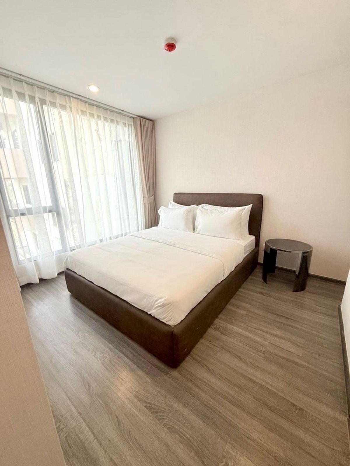 ขายคอนโดสุขุมวิท อโศก ทองหล่อ : 🔥ดีลร้อนแรง! ลด 1 ล้าน‼️ Ideo Mobi Sukhumvit 40 1 Bed 35 ตร.ม.เพียง 3.99 ล้าน 📲 𝟎𝟔𝟒-𝟕𝟗𝟒𝟒𝟐𝟔𝟑(คุณน้ำ) 