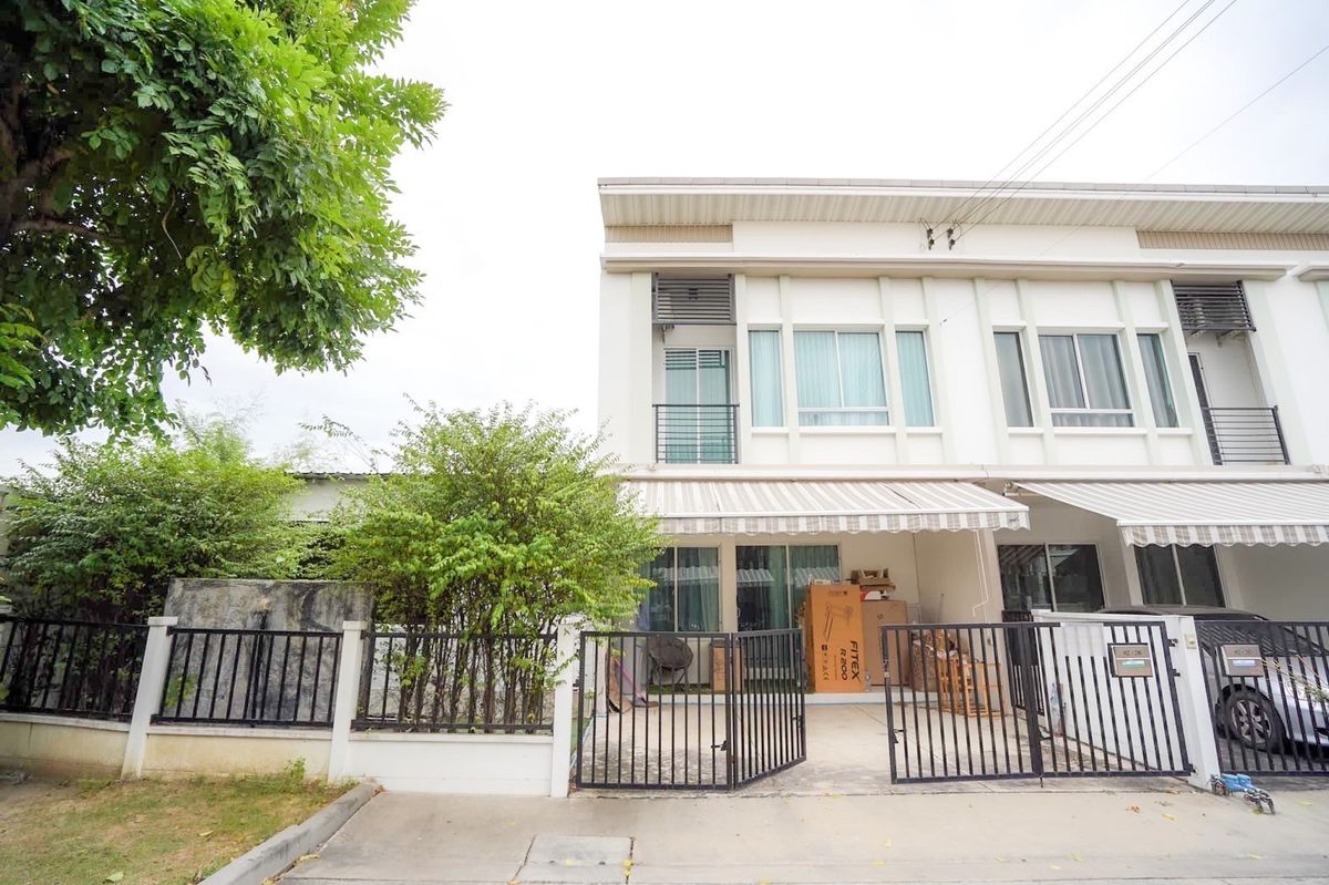 ขายทาวน์โฮมนวมินทร์ รามอินทรา : พลีโน่ วงแหวน - รามอินทรา / 3 ห้องนอน (ขาย), Pleno Wongwaen - Ramintra 3 Bedrooms (FOR SALE) PINP017