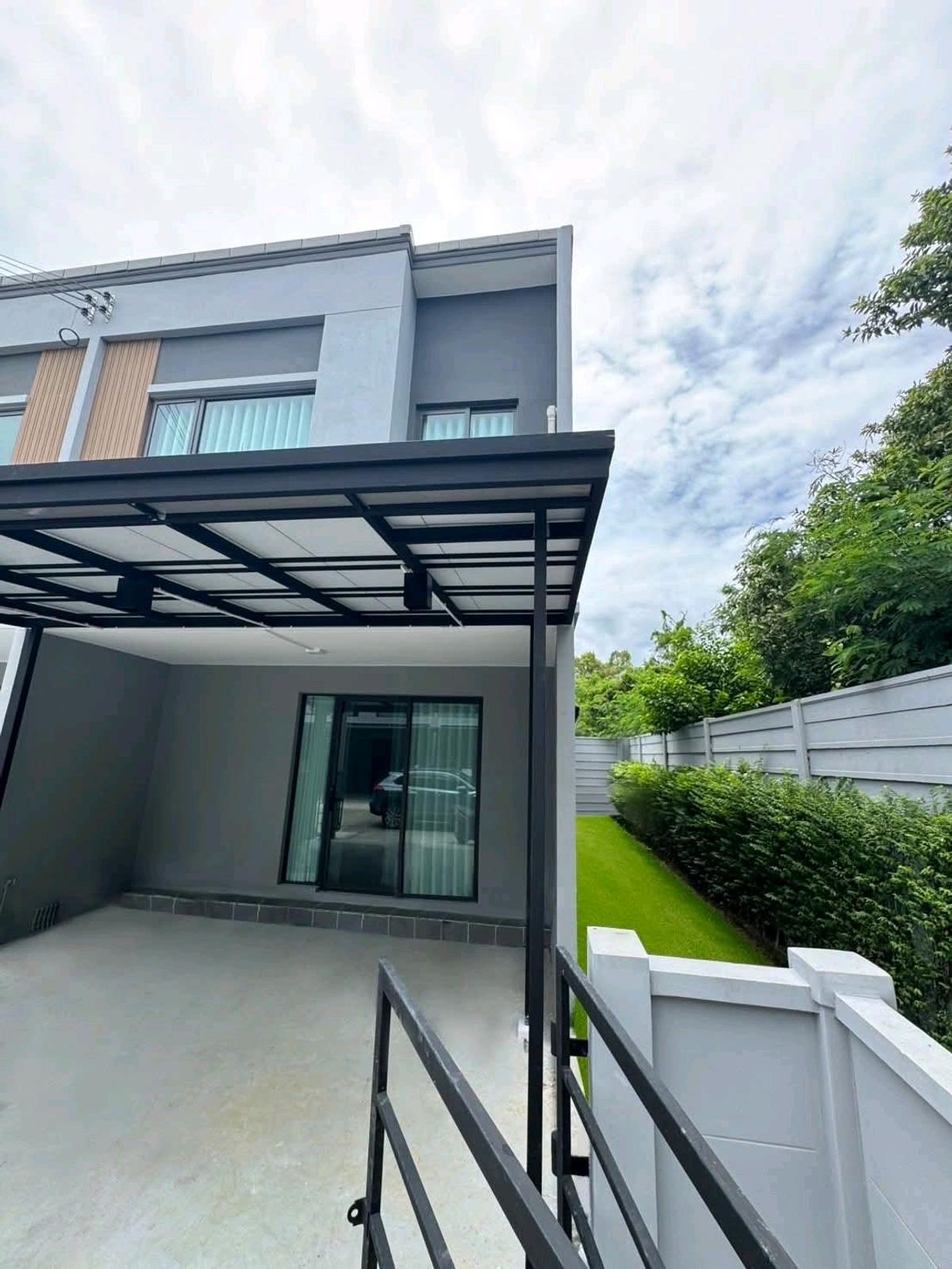 ให้เช่าทาวน์โฮมบางนา แบริ่ง ลาซาล : FOR RENT🌳🌳PLENO Sukhumvit-Bangna 2🌳🌳