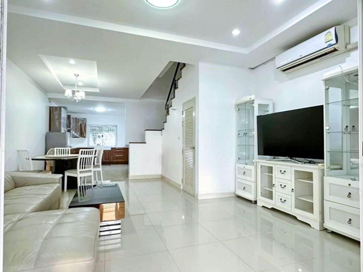 For RentTownhomeEakachai, Bang Bon : KamnanMaen 9-15 MRT Phasi Charoen 2.6 km. For rent/sale luxury 3-story townhome 23 sq.wa. 270 sq.m b