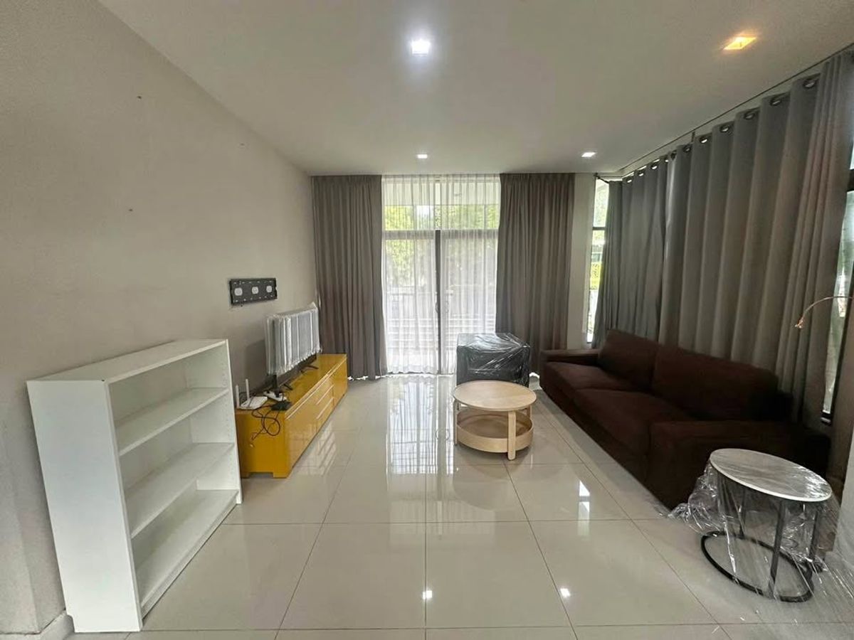 บ้านพัฒนาการ ศรีนครินทร์ : P-2825 ให้เช่า/ขายด่วน !  บ้านเดี่ยว เศรษฐสิริ ศรีนครินทร์ พระราม 9 พร้อมอยู่ ใกล้ APL หัวหมาก