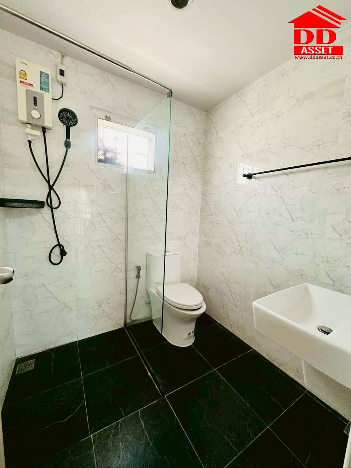 ขายบ้านเยาวราช บางลำพู : ขายบ้าน เต็มสิริวิลเลจ หนองจอก ซอยสัมพันธ์11 ใกล้โลตัสหนองจอก รหัส : H8140