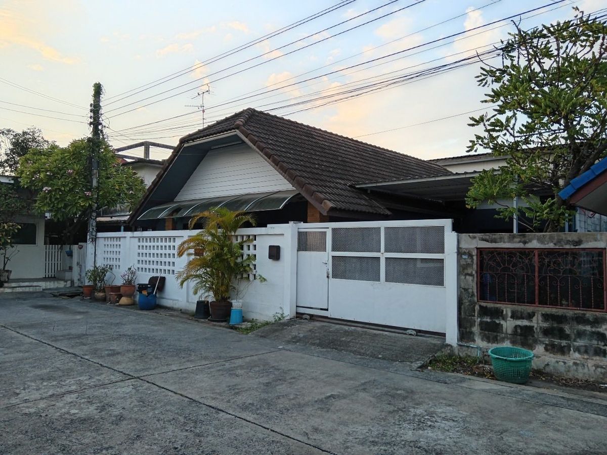 ให้เช่าบ้านนวมินทร์ รามอินทรา : ให้เช่า 🏡 บ้านเดี่ยวชั้นเดียว | นวมินทร์ 163 | ใช้ชีวิตง่าย...ไม่ต้องขึ้นลงบันได!