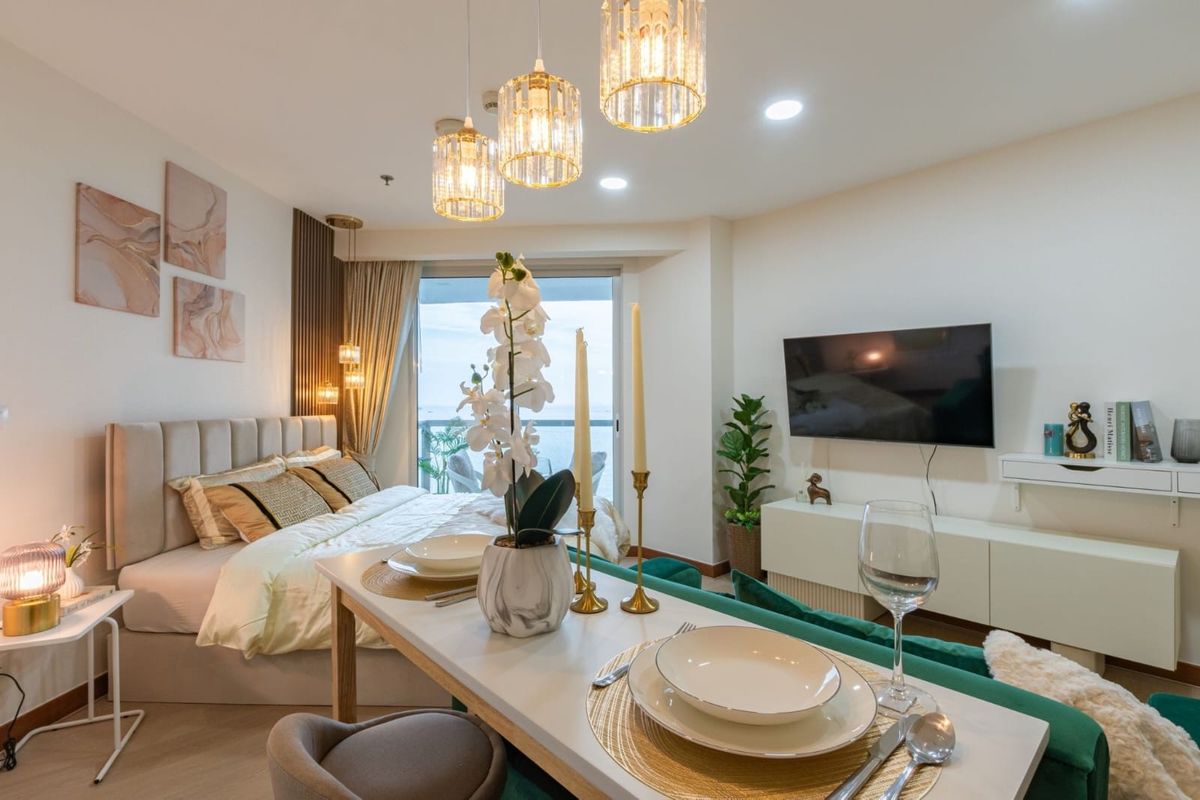 For SaleCondoPattaya, Bangsaen, Chonburi : For sale condo The Palm wongamat beach front pattaya Studio type (S03-2154) 