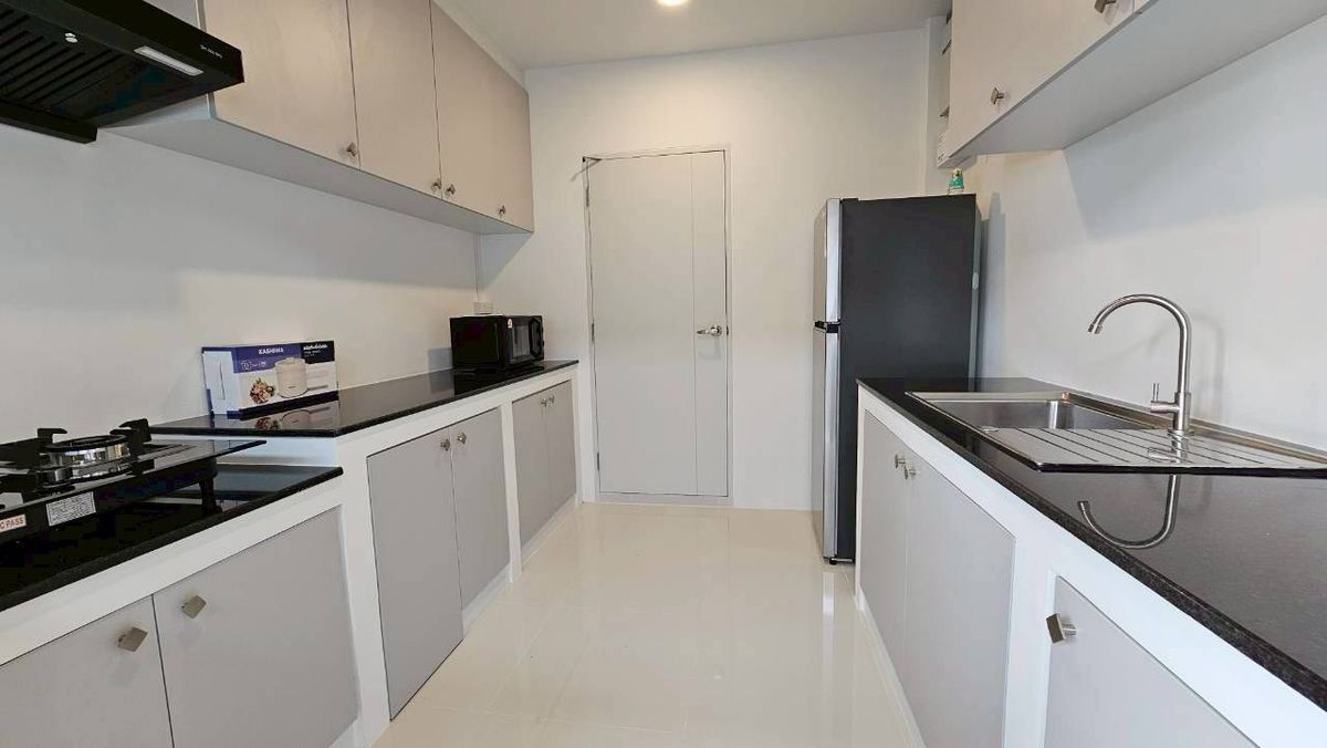 HouseBangna, Bearing, Lasalle : P-2824 for rent, for rent/sale, luxurious detached house, ready to move in, move your bags and move in, good location, near Mega Bangna, Centro Bangna Phase 2 project.
