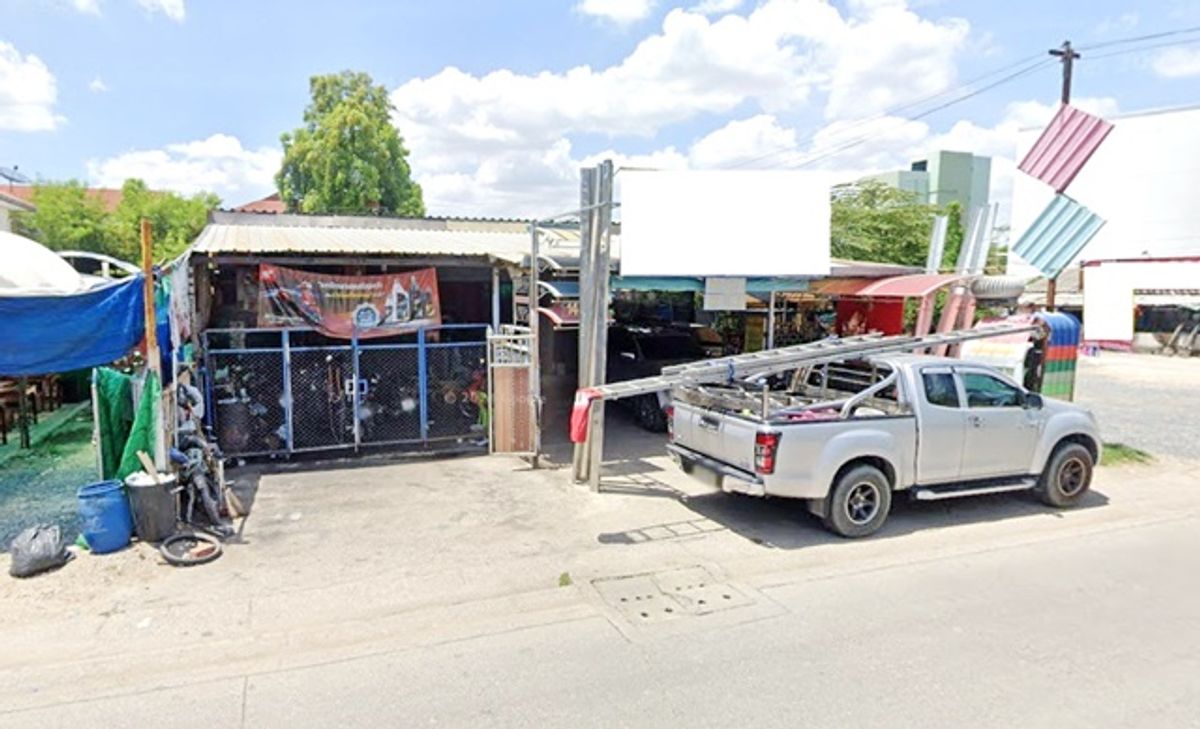ลาดปลาเค้า เปิดร้านค้า เซ็นทรัล รามอินทรา 2กม.โกดังขนาดย่อม 176 ตรม. คลินิก อาคารชั้นเดียว ให้เช่า ทำเลทอง ถนนรามอินทรา1-7 44ตร.ว. Loading...