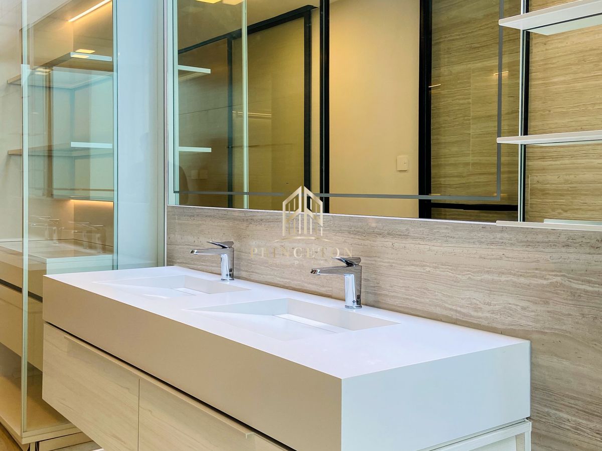 บ้านพัฒนาการ ศรีนครินทร์ : ให้เช่าบ้านหรู 3 ชั้น วีเว่ กรุงเทพกรีฑา ใกล้โรงเรียนนานาชาติเวลลิงตัน (Wellington) 📞092-4252445 Vive Krungthep Kreetha