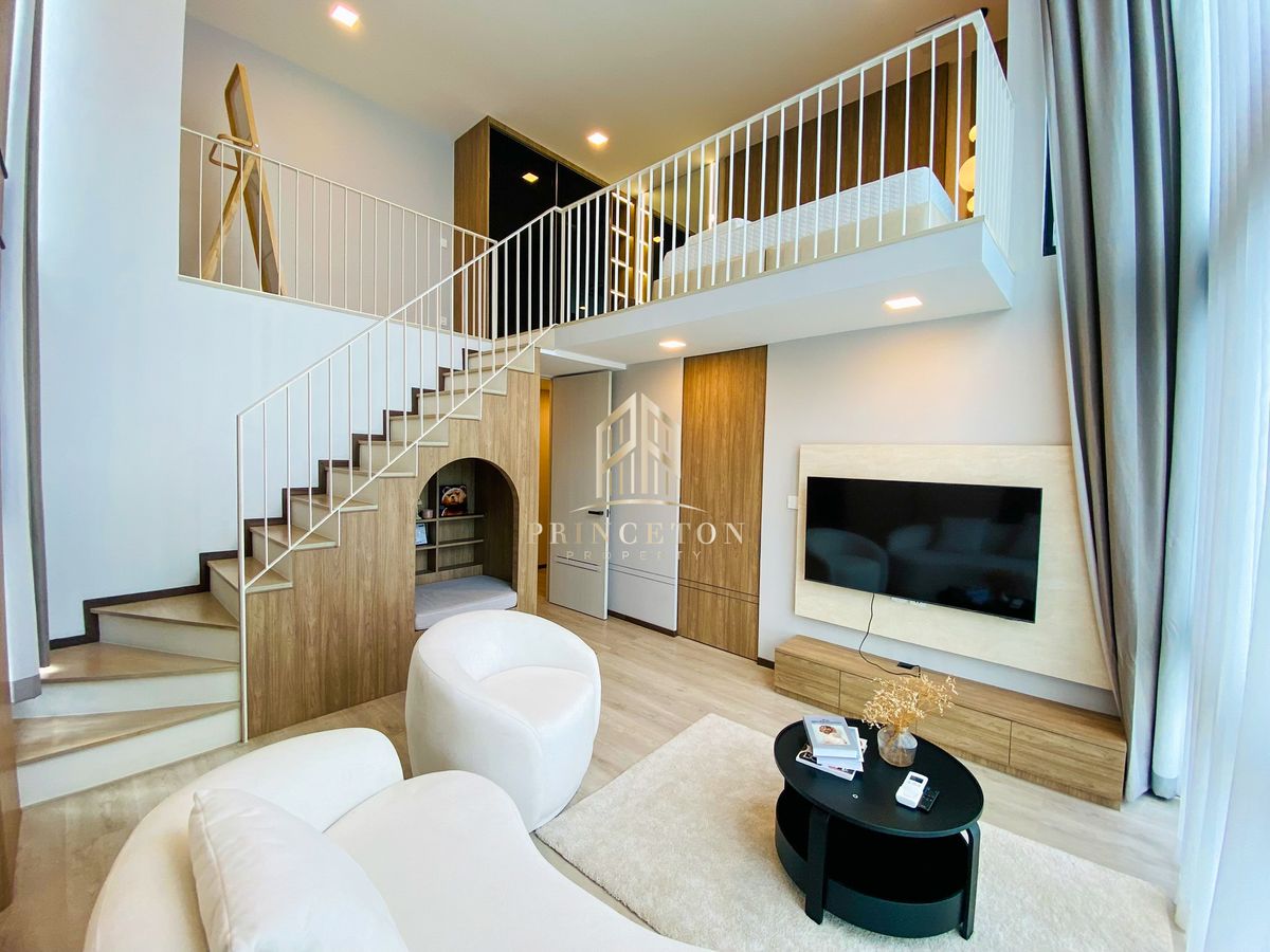 บ้านพัฒนาการ ศรีนครินทร์ : ให้เช่าบ้านหรู 3 ชั้น วีเว่ กรุงเทพกรีฑา ใกล้โรงเรียนนานาชาติเวลลิงตัน (Wellington) 📞092-4252445 Vive Krungthep Kreetha