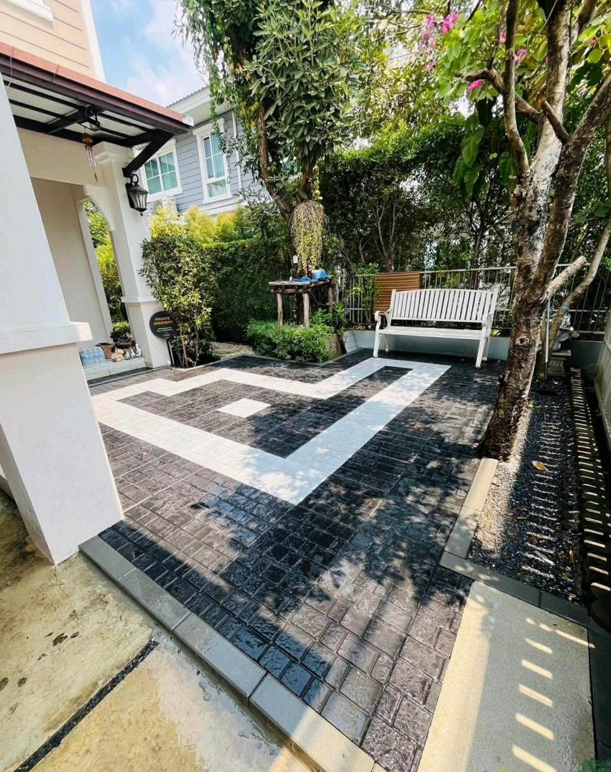 ให้เช่าบ้านเดี่ยว2ชั้น 51ตรว.ถนน จตุโชติ /วัชรพล ใกล้แฟชั่นไอส์แลนด์ Loading...