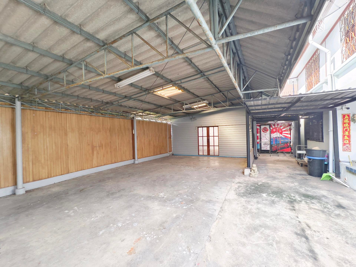 For SaleHouseNawamin, Ramindra : Urgent‼️Single house Next to Ramindra Road, next to the pink MRT.