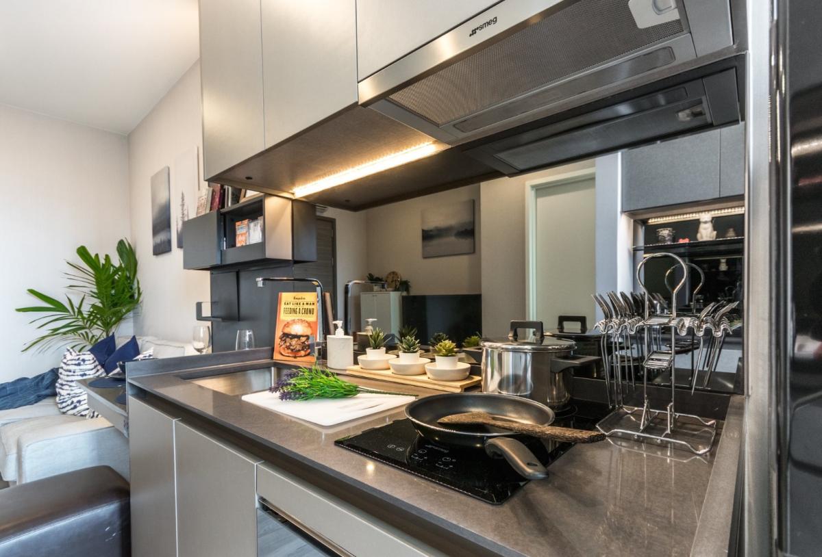 For RentCondoOnnut, Udomsuk : 🔥Urgent for rent🔥 The Room Sukhumvit 69. Beautifully decorated, fully furnished, ready to move in. Near BTS Phra Khanong.