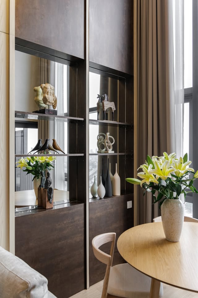 ให้เช่าคอนโดคลองเตย กล้วยน้ำไท : 🔥ให้เช่าด่วน🔥ไลฟ์ พระราม 4-อโศก 2ห้องนอน เพดานสูง ตกแต่งหรู เครื่องใช้ไฟฟ้า+เฟอร์นิเจอร์ครบพร้อมเข้าอยู่ 