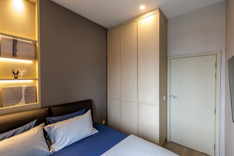 ให้เช่าคอนโดคลองเตย กล้วยน้ำไท : 🔥ให้เช่าด่วน🔥ไลฟ์ พระราม 4-อโศก 2ห้องนอน เพดานสูง ตกแต่งหรู เครื่องใช้ไฟฟ้า+เฟอร์นิเจอร์ครบพร้อมเข้าอยู่ 