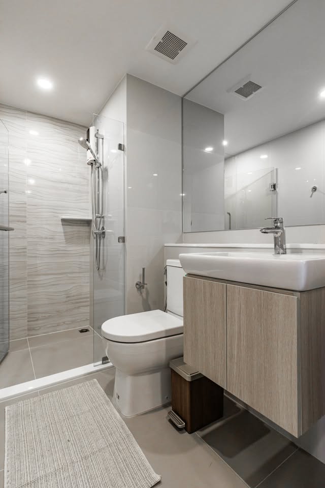 ให้เช่าคอนโดคลองเตย กล้วยน้ำไท : 🔥ให้เช่าด่วน🔥ไลฟ์ พระราม 4-อโศก 2ห้องนอน เพดานสูง ตกแต่งหรู เครื่องใช้ไฟฟ้า+เฟอร์นิเจอร์ครบพร้อมเข้าอยู่ 