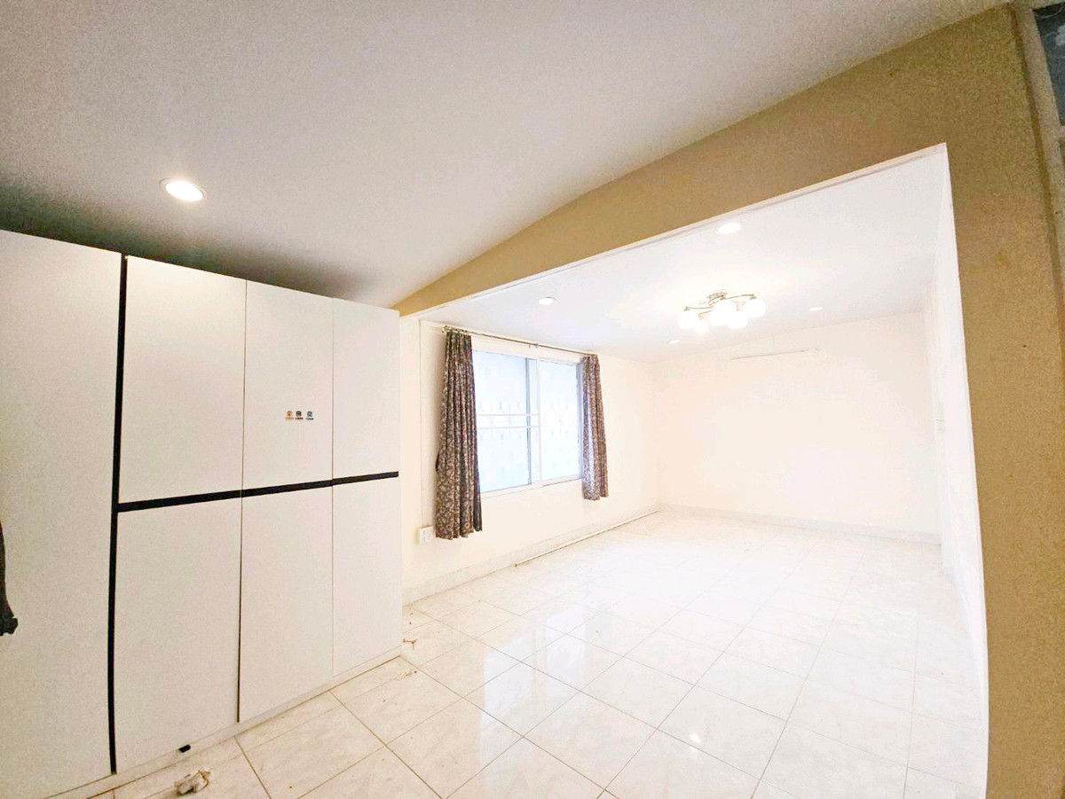 For SaleHouseNawamin, Ramindra : Urgent‼️Single house Next to Ramindra Road, next to the pink MRT.