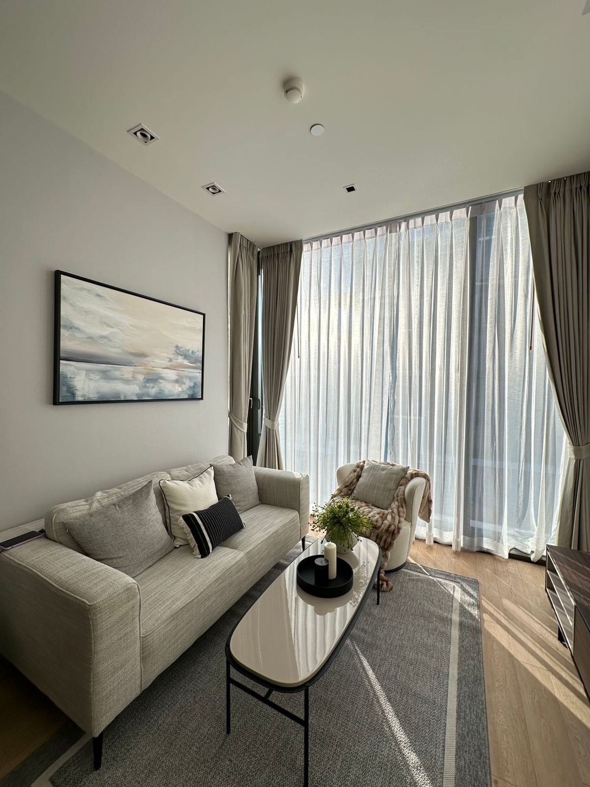 For RentCondoWitthayu, Chidlom, Langsuan, Ploenchit : Condo for rent 28 Chidlom, fully furnished condo, ready to move in, close to BTS Chidlom only 280 meters!!
