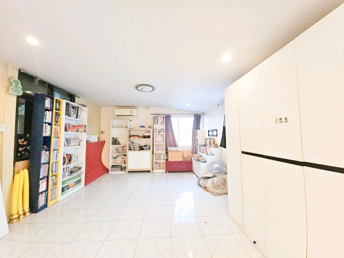 For SaleHouseNawamin, Ramindra : Urgent‼️Single house Next to Ramindra Road, next to the pink MRT.