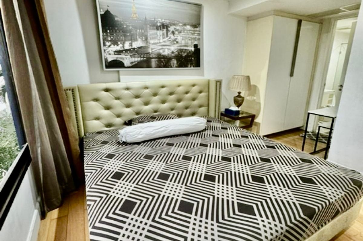 For SaleCondoSathorn, Narathiwat : 🔥 Sale with tenant !! high floor 24++, city view!! 🔥 Code C20251000034..........Collezio Sathorn - Pipat, 1 bedroom, 1 bathroom, furnished, Special Deal!!📣📣